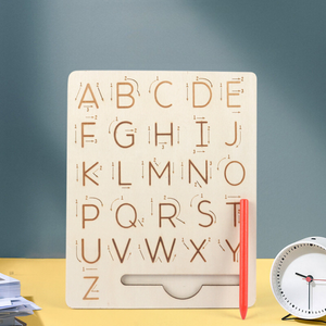 Holz-Alphabet-Brett