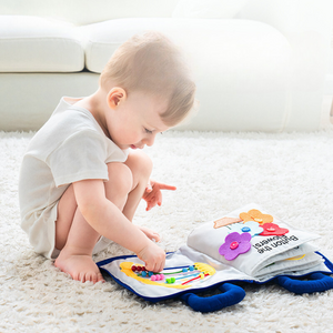 Montessori Beschäftigungs- und Lernbuch aus Stoff