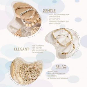 Refined Living Kreativset 8000+ Tonperlen Armband DIY Set mit Buchstaben,Perlen zum Auffädeln, (Bastelperlen,Alphabet Perlen,Perlen Set Buchstaben, Perlen zum Auffädeln für Kinder und Erwachsene, Geschenkset,Polymer Clay Perlen,DIY Schmuckset, mit 24 Farben, Buchstaben, Charms, Sicher & hochwertig,Farbintensive,für Mädchen, Frauen & Kreative), Armband Schmuckherstellung Kit für Armbänder, Halsketten & Fußketten
